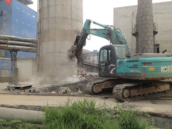 專(zhuān) 業(yè)的拆除工程公司??！